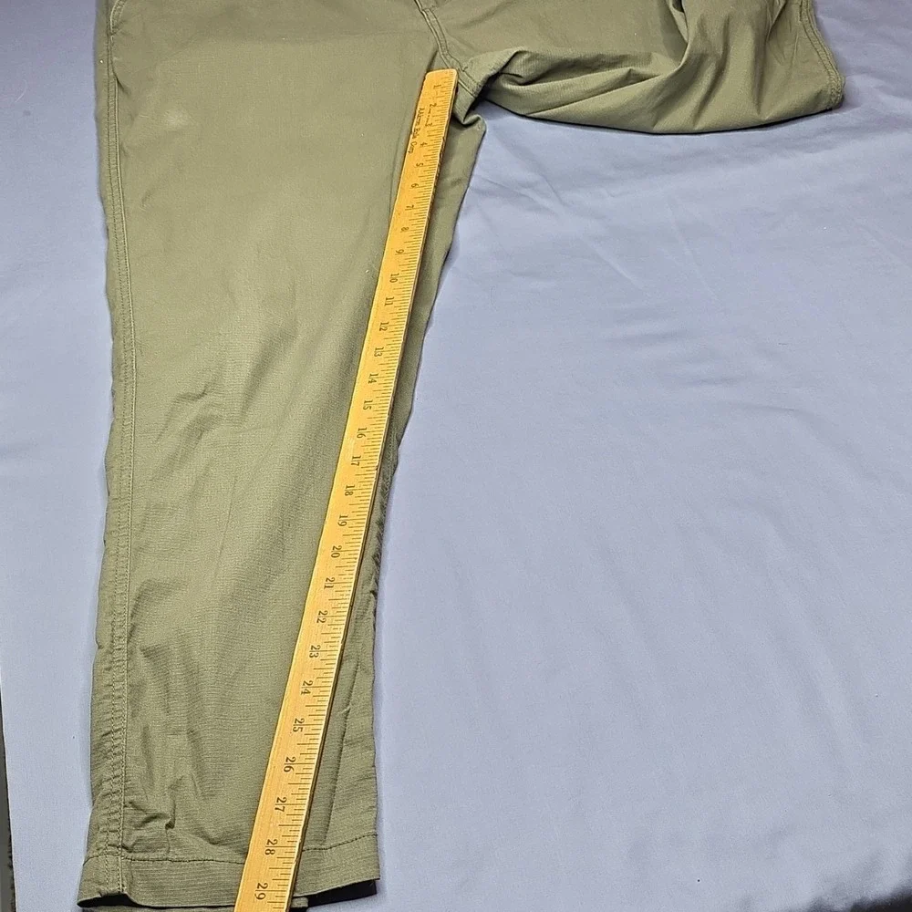 Eddie Bauer Olive Men's Casual Pants Flat Front Straight Leg Cotton Pockets 38